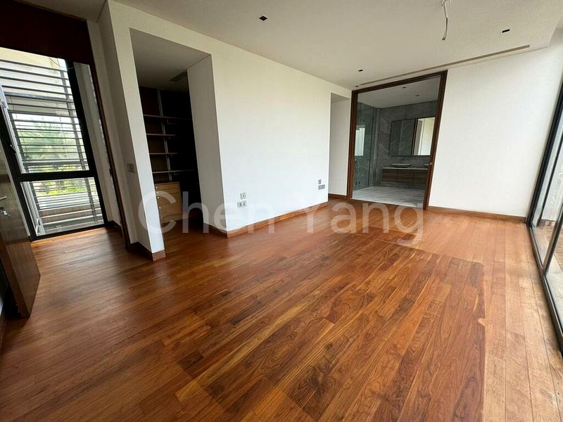 8 Bed Bungalow (Landed) for Sale in  Sentosa Cove - Image 2